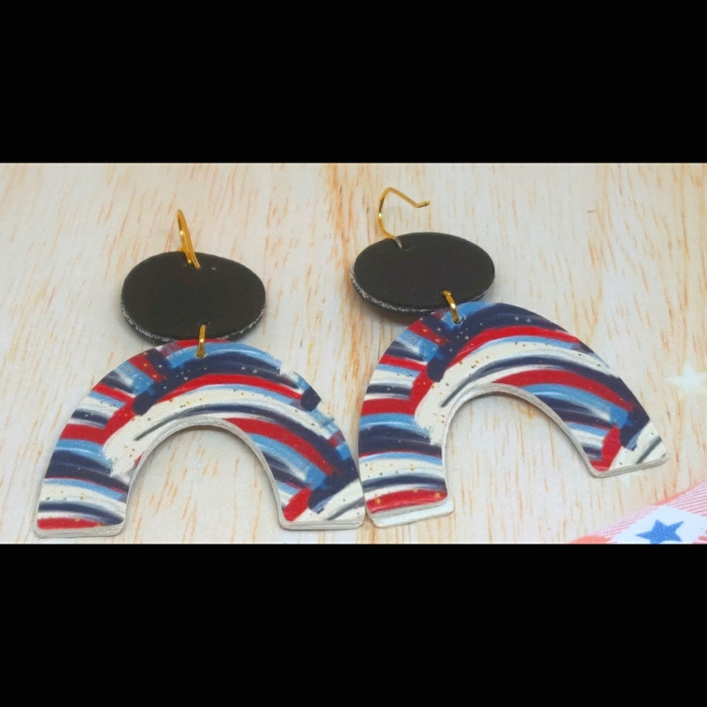 3/$20 Vintage Americana vegan leather rainbows - Picture 3 of 3